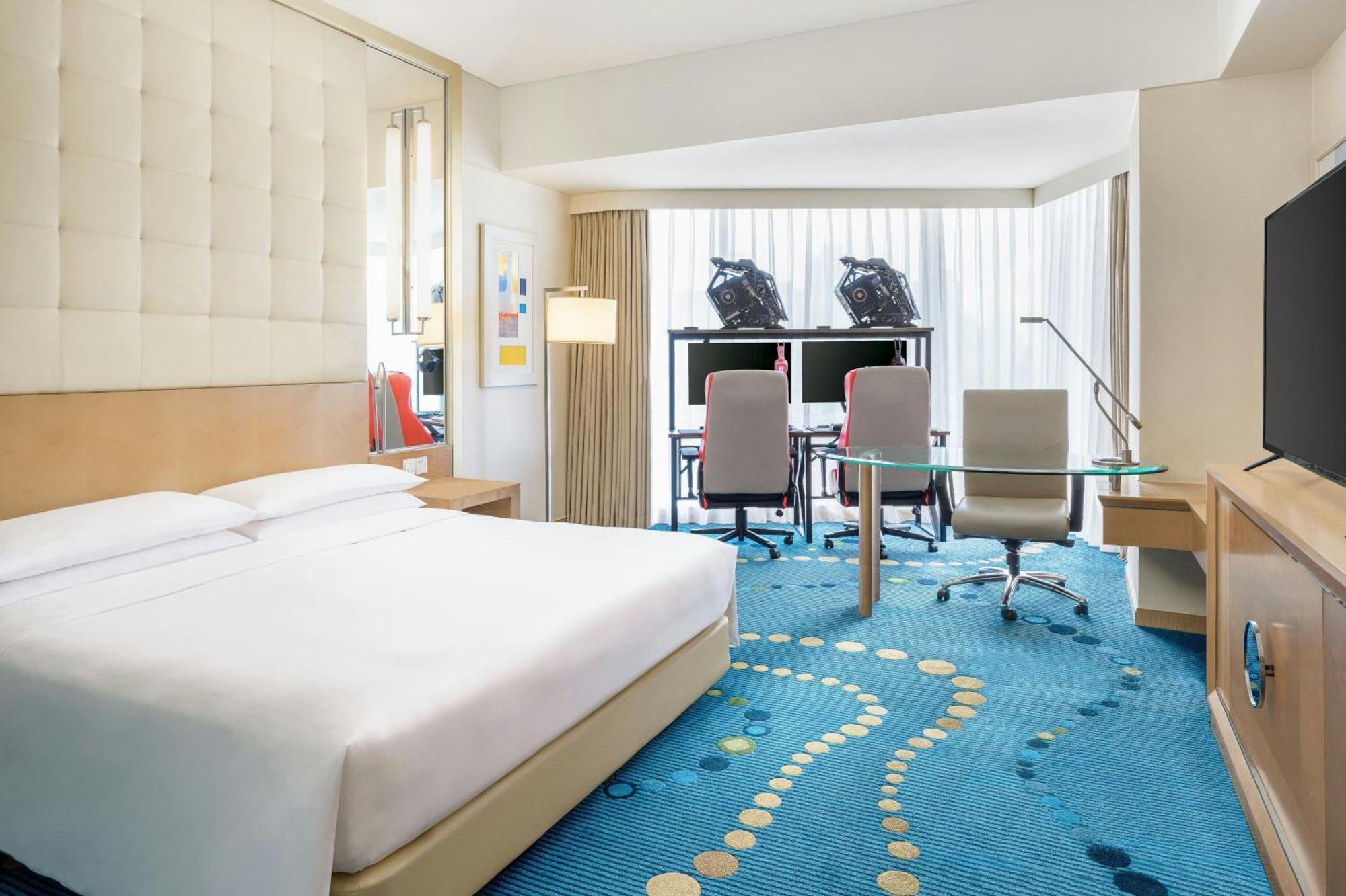 Renaissance Yu Garden Hotel